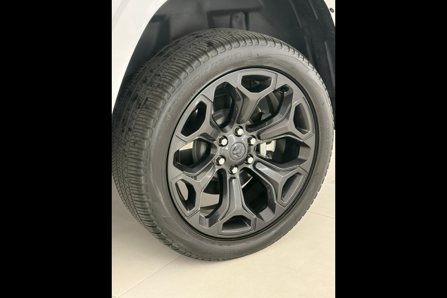 Dodge Ram Pick Up 1500 Limited Night 5.7 V8 LPG NL-Auto