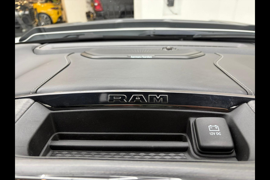 Dodge Ram Pick Up 1500 Limited Night 5.7 V8 LPG NL-Auto