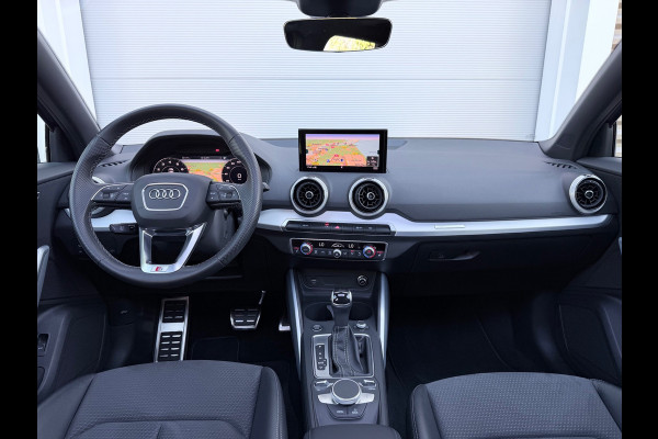 Audi Q2 35 TFSI 3x S-Line Pano/Virtual/Keyless/Camera