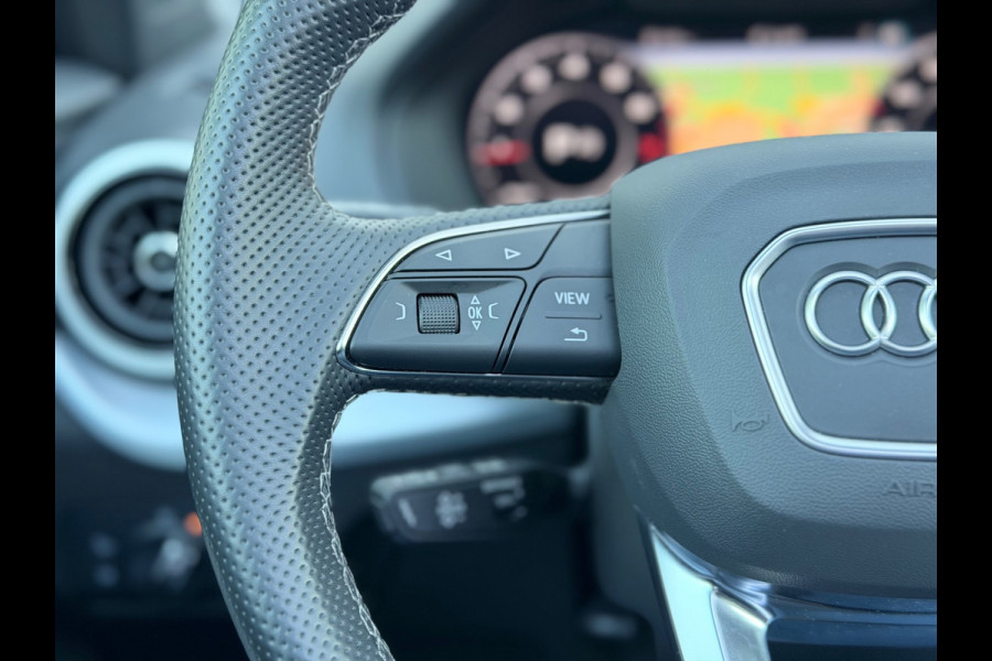 Audi Q2 35 TFSI 3x S-Line Pano/Virtual/Keyless/Camera