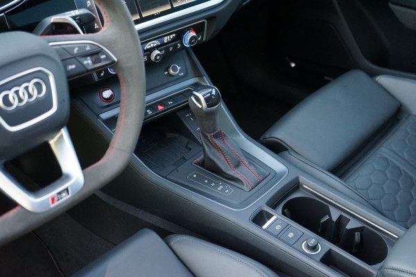 Audi RSQ3 Sportback 2.5 TFSI Quattro Sonos/Pano/Nardo/360/RS-Zetels