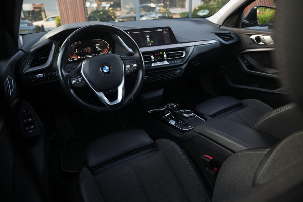 BMW 1-serie 118i Executive Edition Sport stoel stuur verwarming Led
