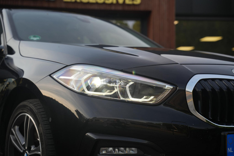 BMW 1-serie 118i Executive Edition Sport stoel stuur verwarming Led