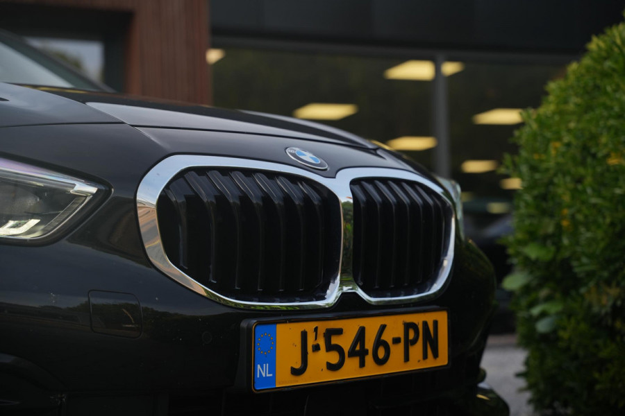 BMW 1-serie 118i Executive Edition Sport stoel stuur verwarming Led