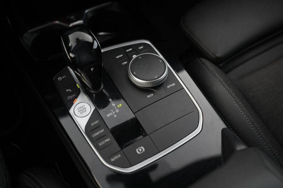 BMW 1-serie 118i Executive Edition Sport stoel stuur verwarming Led