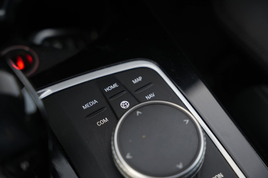 BMW 1-serie 118i Executive Edition Sport stoel stuur verwarming Led