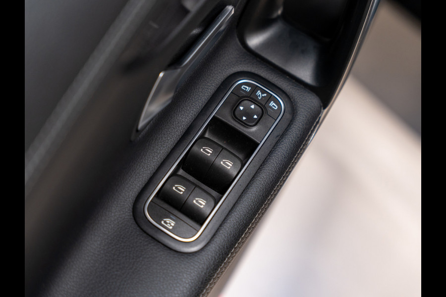 Mercedes-Benz CLA-Klasse Shooting Brake 180 Luxury Line, Navi, Camera, Cruise, Clima, Multistuur, Bluetooth/Tel, Voll Onderhoud