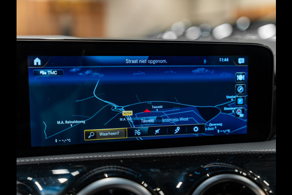 Mercedes-Benz CLA-Klasse Shooting Brake 180 Luxury Line, Navi, Camera, Cruise, Clima, Multistuur, Bluetooth/Tel, Voll Onderhoud