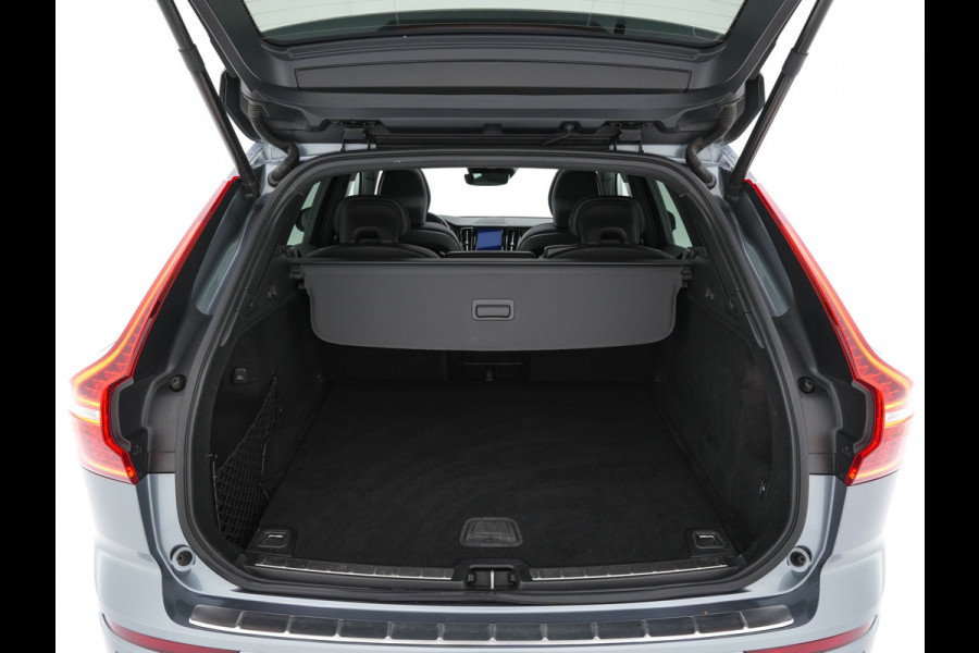Volvo XC60 2.0 B5 R-Design Business Pro (INCL-BTW) Aut. *PANO | LEATHER | MEMORY-PACK | HEATED-SPORTSEATS | CAMERA | NAVI-FULLMAP | SHIFTPADDLES | PRIVACY-GLASS | AIRSUSPENSION | ECC | PDC | CRUISE | 19''ALU