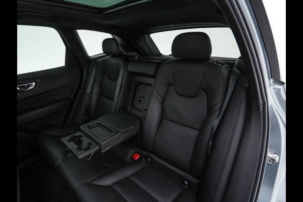 Volvo XC60 2.0 B5 R-Design Business Pro (INCL-BTW) Aut. *PANO | LEATHER | MEMORY-PACK | HEATED-SPORTSEATS | CAMERA | NAVI-FULLMAP | SHIFTPADDLES | PRIVACY-GLASS | AIRSUSPENSION | ECC | PDC | CRUISE | 19''ALU