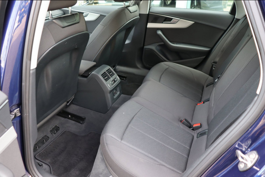 Audi A4 Limousine 35 TFSI Pro Line org.NL Carplay