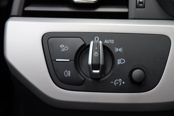 Audi A4 Limousine 35 TFSI Pro Line org.NL Carplay