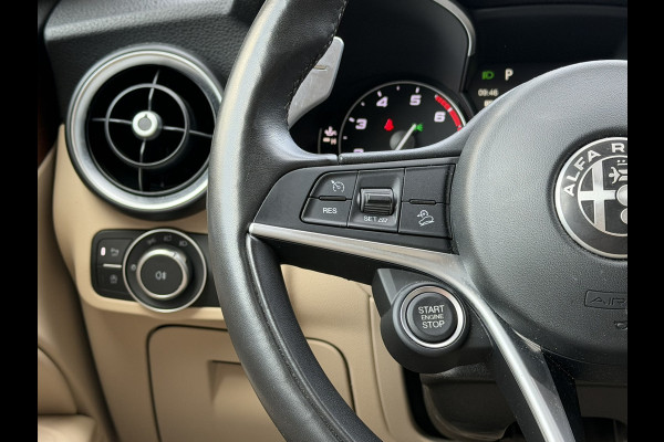 Alfa Romeo Stelvio 2.0 T AWD First Edition | Meer foto's volgen