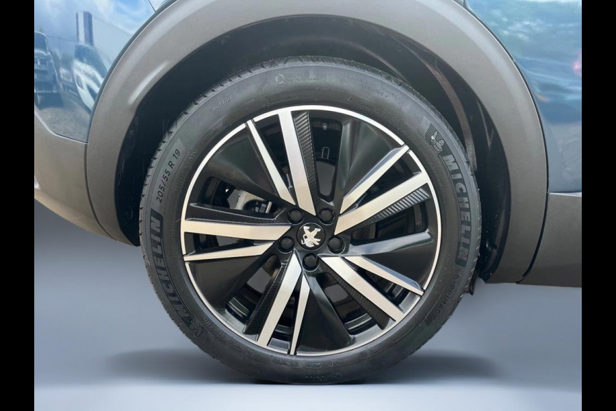 Peugeot 3008 1.6 HYbrid 225 GT | Plug-in Hybrid | Focal Audio | Rijklaar geleverd incl 12 maanden BOVAG garantie!