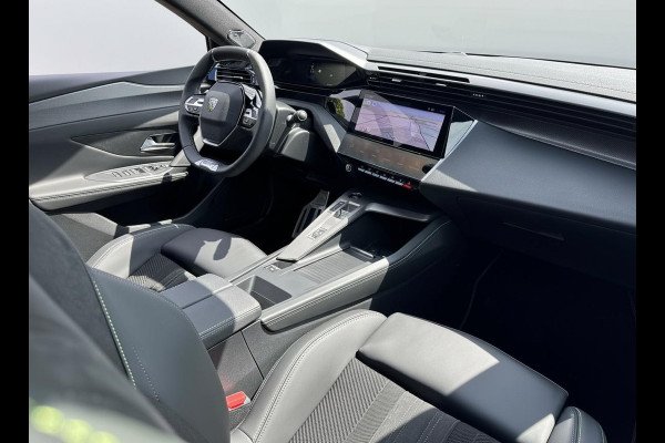 Peugeot e-408 GT Avantage 58 kWh | Warmtepomp | Pano | Massage | Stoelverw | 360 camera