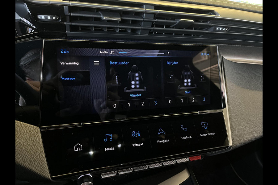 Peugeot e-408 GT Avantage 58 kWh | Warmtepomp | Pano | Massage | Stoelverw | 360 camera