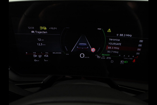 Audi A6 Avant Avant S edition e-hybrid 299 pk | Exterieurpakket zwart | S-interieur sportstoelen | Tech plus | Elektrisch instelbare voorstoelen |