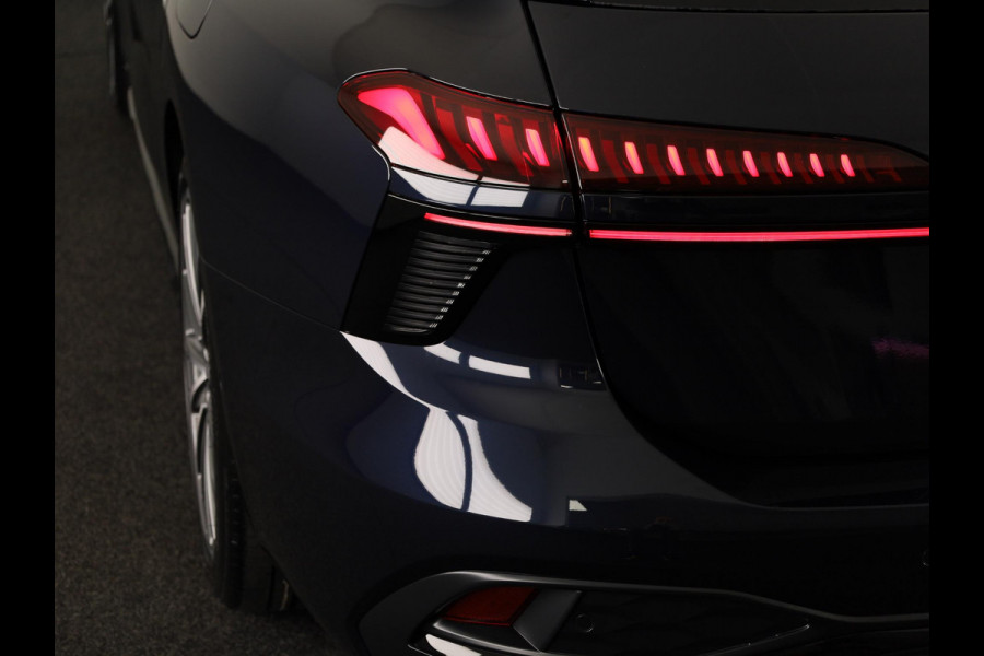 Audi A6 Avant Avant S edition e-hybrid 299 pk | Exterieurpakket zwart | S-interieur sportstoelen | Tech plus | Elektrisch instelbare voorstoelen |