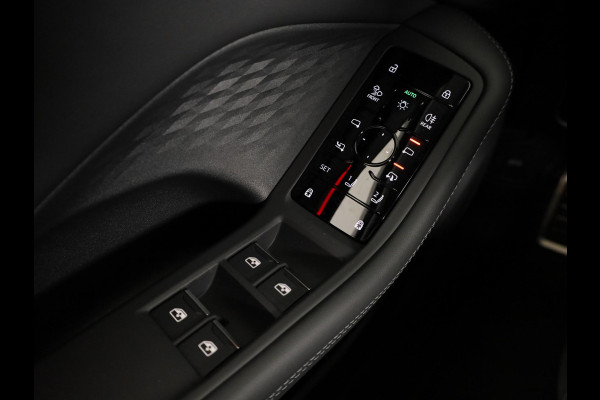 Audi A6 Avant Avant S edition e-hybrid 299 pk | Exterieurpakket zwart | S-interieur sportstoelen | Tech plus | Elektrisch instelbare voorstoelen |