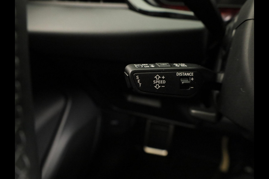 Audi A6 Avant Avant S edition e-hybrid 299 pk | Exterieurpakket zwart | S-interieur sportstoelen | Tech plus | Elektrisch instelbare voorstoelen |