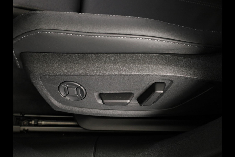 Audi A6 Avant Avant S edition e-hybrid 299 pk | Exterieurpakket zwart | S-interieur sportstoelen | Tech plus | Elektrisch instelbare voorstoelen |