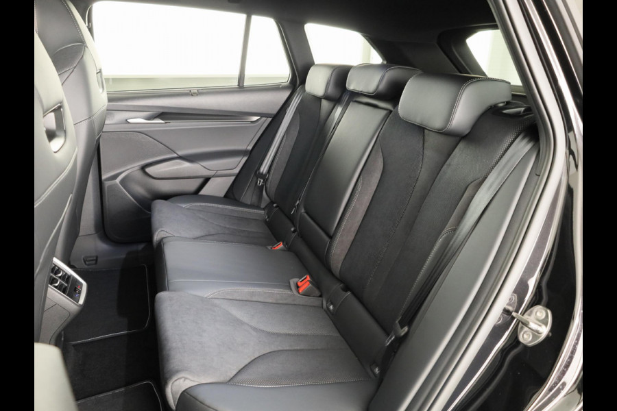 Škoda Enyaq 85 Sportline 286pk | Panoramadak | 20 inch | Sportstoelen | Adaptive Cruise | Blind Spot