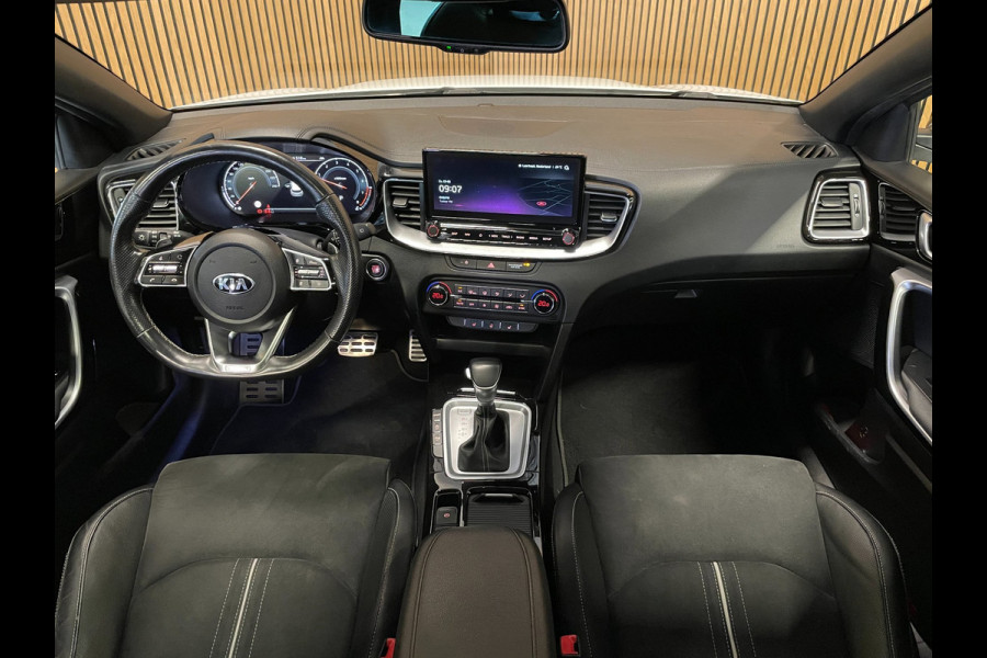Kia Ceed Sportswagon 1.4 T-GDi GT-Line|141PK|AUTOMAAT|AFN.TREKHAAK|ACC|PANO|DIGITAL COCKPIT|CARPLAY|CAMERA|STOEL+STUURVERW|NAP|NL|