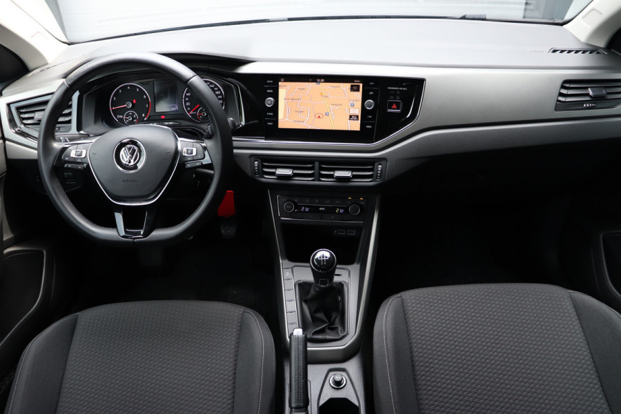 Volkswagen Polo 1.0 TSI Comfortline Carplay Cruise Navi