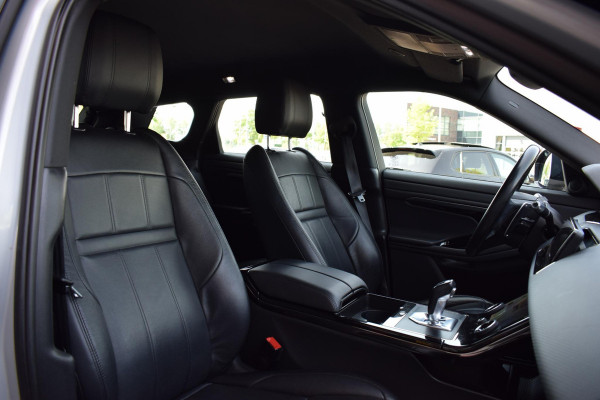 Land Rover Range Rover Evoque 1.5 P300e AWD SE | R-Dynamic | Trekhaak | Leer | Camera