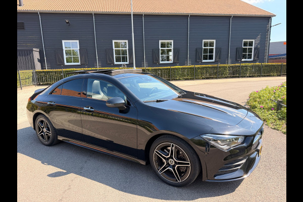 Mercedes-Benz CLA-Klasse 200 AMG|Pano|Ambient Lights|Night|Memory|Camera|Keyless|