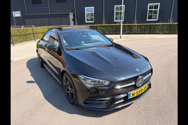 Mercedes-Benz CLA-Klasse 200 AMG|Pano|Ambient Lights|Night|Memory|Camera|Keyless|
