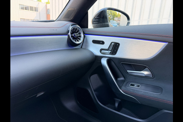 Mercedes-Benz CLA-Klasse 200 AMG|Pano|Ambient Lights|Night|Memory|Camera|Keyless|