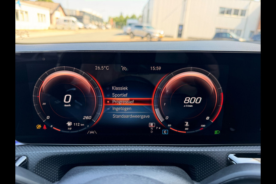Mercedes-Benz CLA-Klasse 200 AMG|Pano|Ambient Lights|Night|Memory|Camera|Keyless|