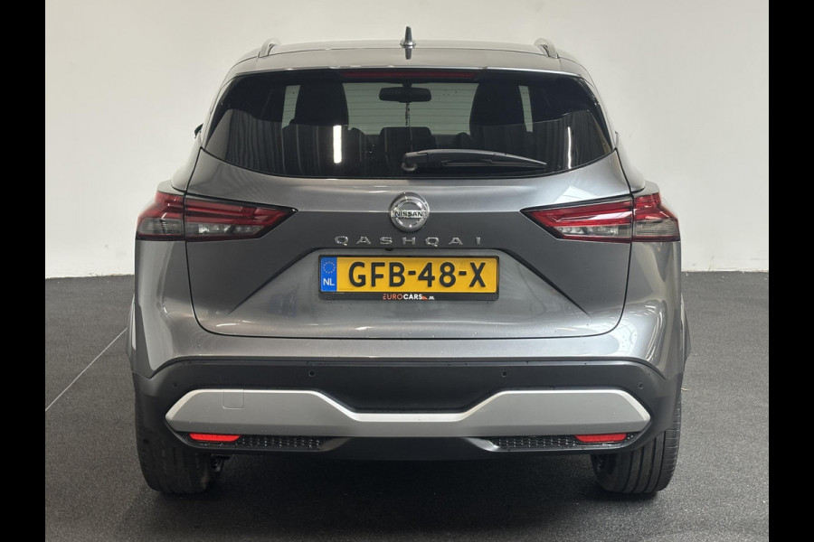 Nissan QASHQAI 1.3 MHEV DIG-T 158pk Xtronic Tekna+ Navigatie Apple Carplay/Android Auto Parkeersensoren 360 camera Adaptive cruise control Elektrisch panoramadak achterklep en bestuurderstoel Stoel-en stuurverwarming