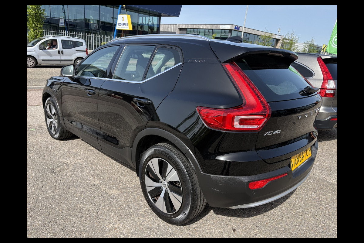 Volvo XC40 1.5 T4 Plug-in PHEV hybrid Facelift Parkeerpakket