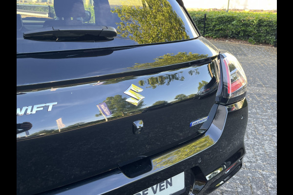 Suzuki Swift 1.2 Select Smart Hybrid 81pk (60kW) | Camera | Carplay | Navi | Keyless | Dodehoek | Adapt. Cruise | etc. etc.