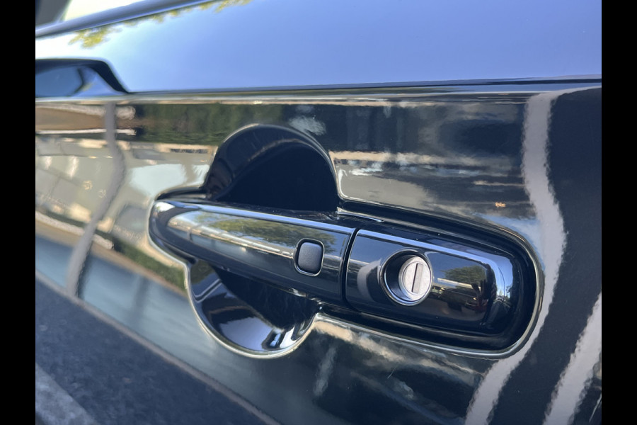 Suzuki Swift 1.2 Select Smart Hybrid 81pk (60kW) | Camera | Carplay | Navi | Keyless | Dodehoek | Adapt. Cruise | etc. etc.