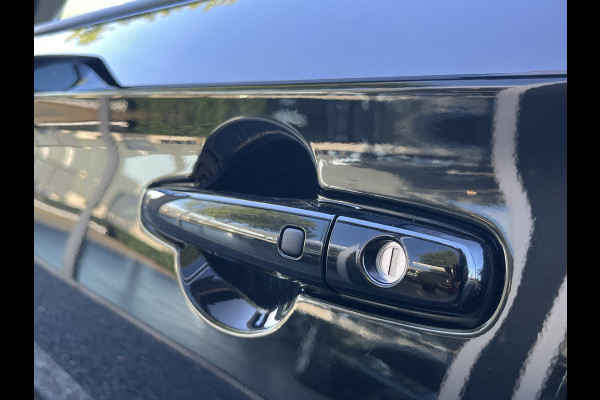 Suzuki Swift 1.2 Select Smart Hybrid 81pk (60kW) | Camera | Carplay | Navi | Keyless | Dodehoek | Adapt. Cruise | etc. etc.