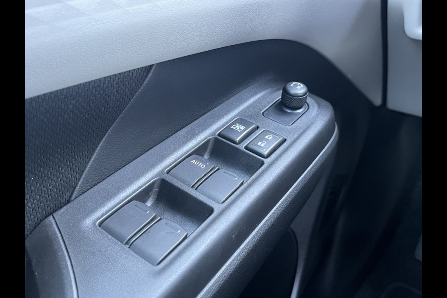 Suzuki Swift 1.2 Select Smart Hybrid 81pk (60kW) | Camera | Carplay | Navi | Keyless | Dodehoek | Adapt. Cruise | etc. etc.
