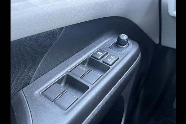 Suzuki Swift 1.2 Select Smart Hybrid 81pk (60kW) | Camera | Carplay | Navi | Keyless | Dodehoek | Adapt. Cruise | etc. etc.