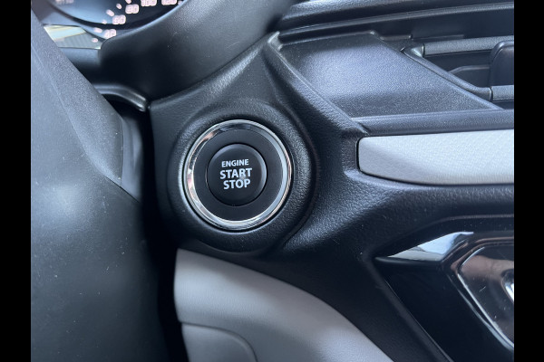 Suzuki Swift 1.2 Select Smart Hybrid 81pk (60kW) | Camera | Carplay | Navi | Keyless | Dodehoek | Adapt. Cruise | etc. etc.
