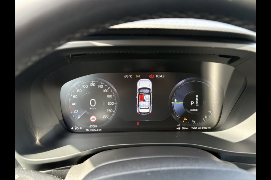 Volvo XC40 1.5 T4 Plug-in PHEV hybrid | Facelift | Parkeerpakket