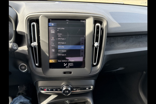 Volvo XC40 1.5 T4 Plug-in PHEV hybrid | Facelift | Parkeerpakket