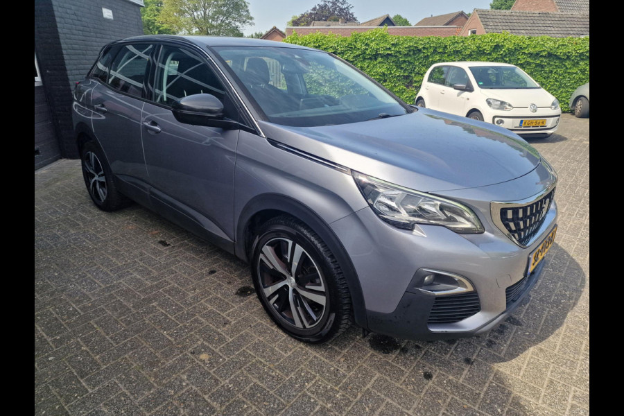 Peugeot 3008 1.2 PureTech Blue Lease Executive