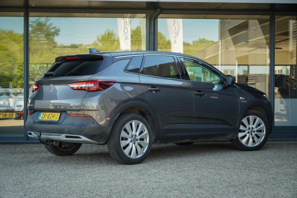Opel Grandland X 1.2 Turbo Business Executive / Leder / Trekhaak / Stoelverwarming+ventilatie / Riem Vervangen