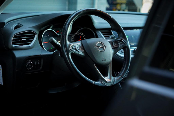 Opel Grandland X 1.2 Turbo Business Executive / Leder / Trekhaak / Stoelverwarming+ventilatie / Riem Vervangen