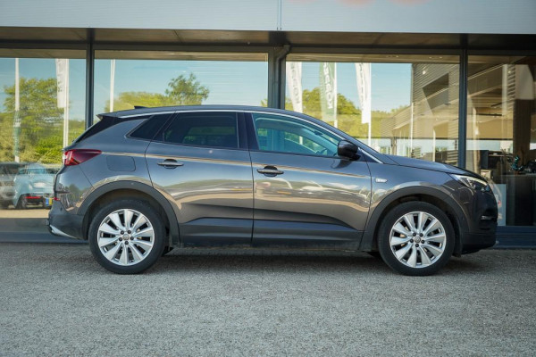 Opel Grandland X 1.2 Turbo Business Executive / Leder / Trekhaak / Stoelverwarming+ventilatie / Riem Vervangen