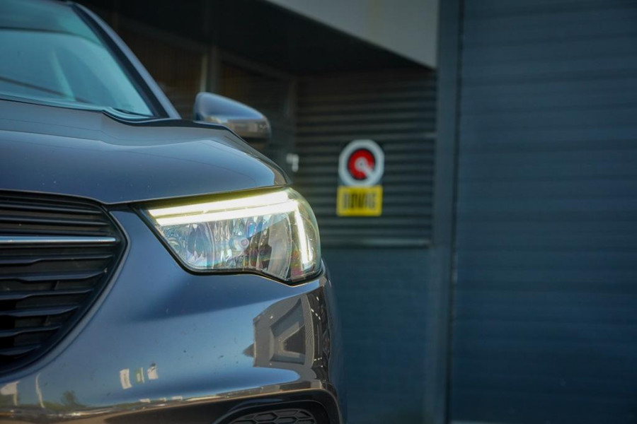 Opel Grandland X 1.2 Turbo Business Executive / Leder / Trekhaak / Stoelverwarming+ventilatie / Riem Vervangen