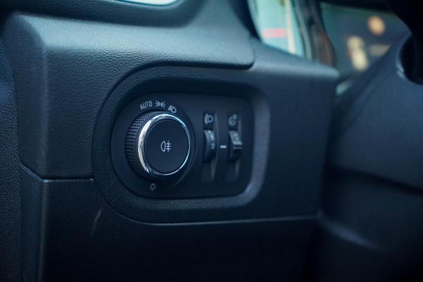Opel Grandland X 1.2 Turbo Business Executive / Leder / Trekhaak / Stoelverwarming+ventilatie / Riem Vervangen