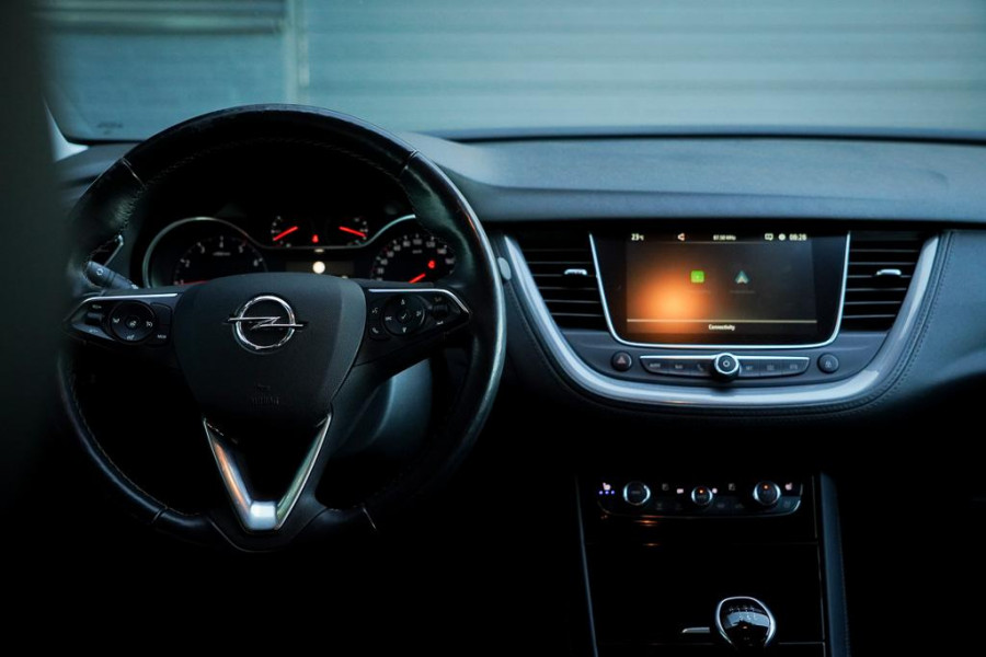 Opel Grandland X 1.2 Turbo Business Executive / Leder / Trekhaak / Stoelverwarming+ventilatie / Riem Vervangen